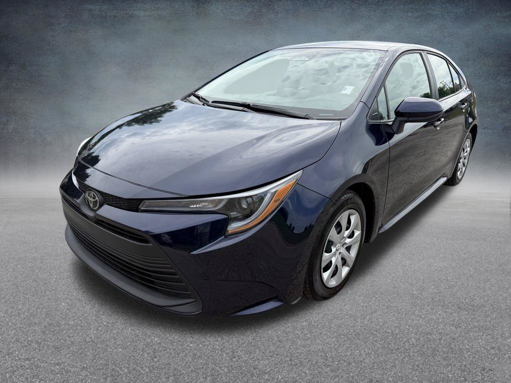 Used 2025 Toyota Corolla LE FWD image 9