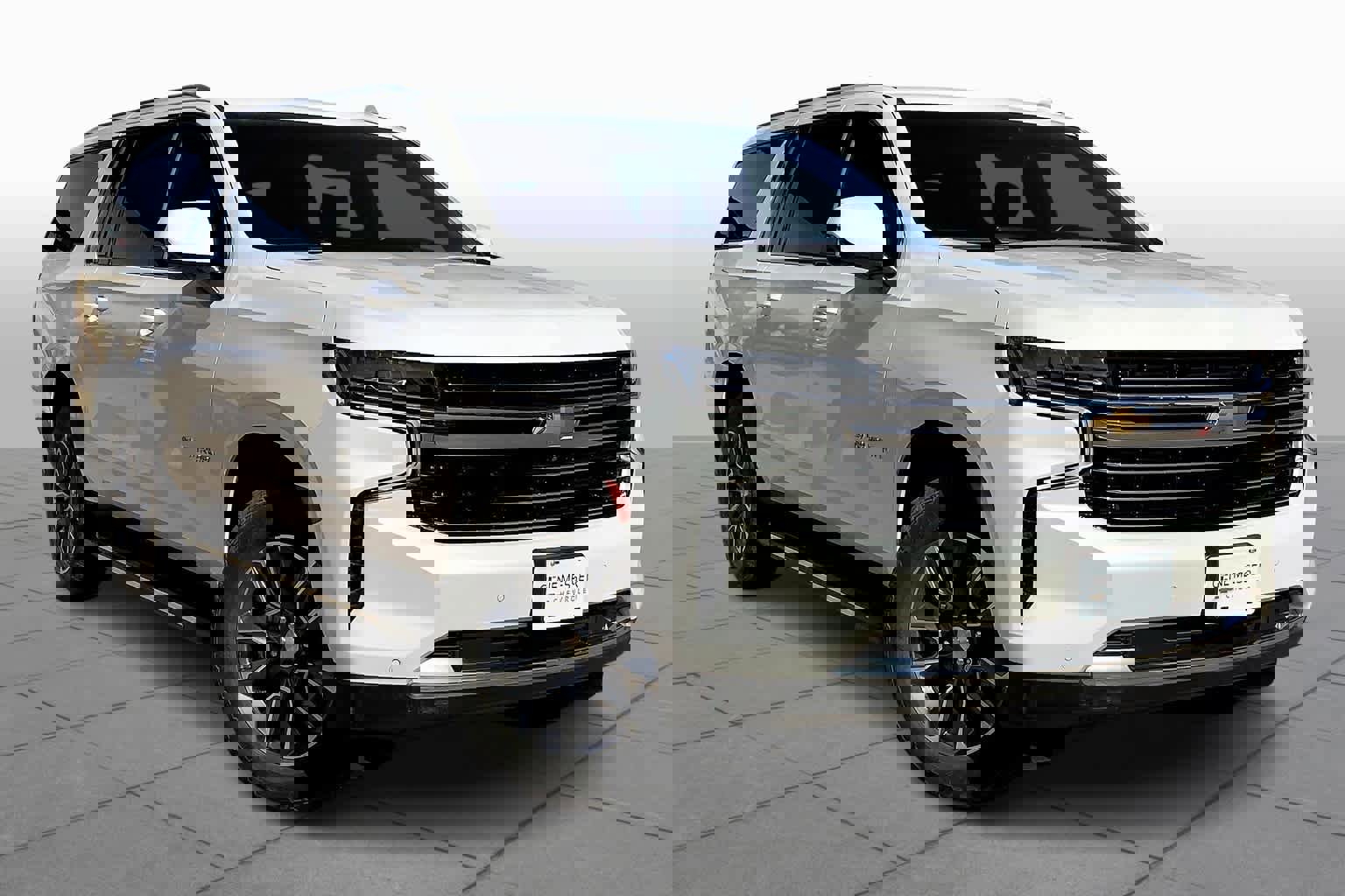 Used 2021 Chevrolet Suburban LT w/ LT Signature Package image 3