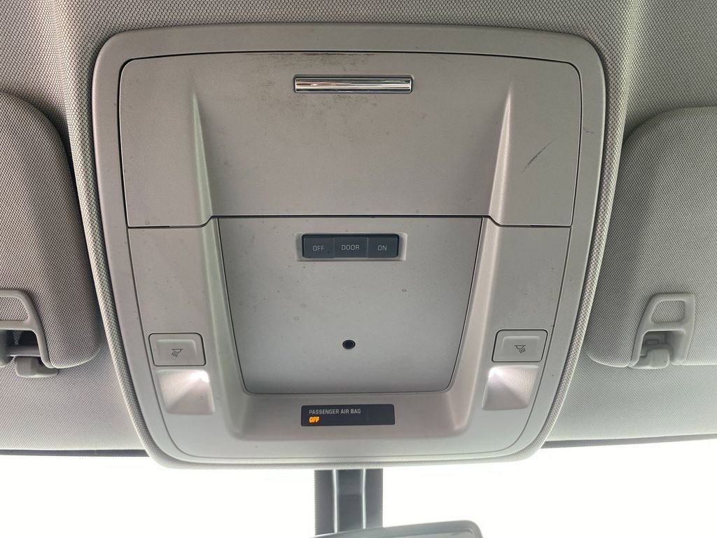 Used 2018 Chevrolet Silverado 1500 Custom w/ Custom Value Package image 21