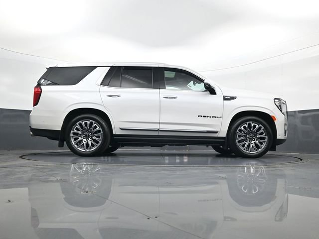 Certified 2023 GMC Yukon Denali Ultimate w/ LPO, Floor Liner Package AWD/4WD image 25