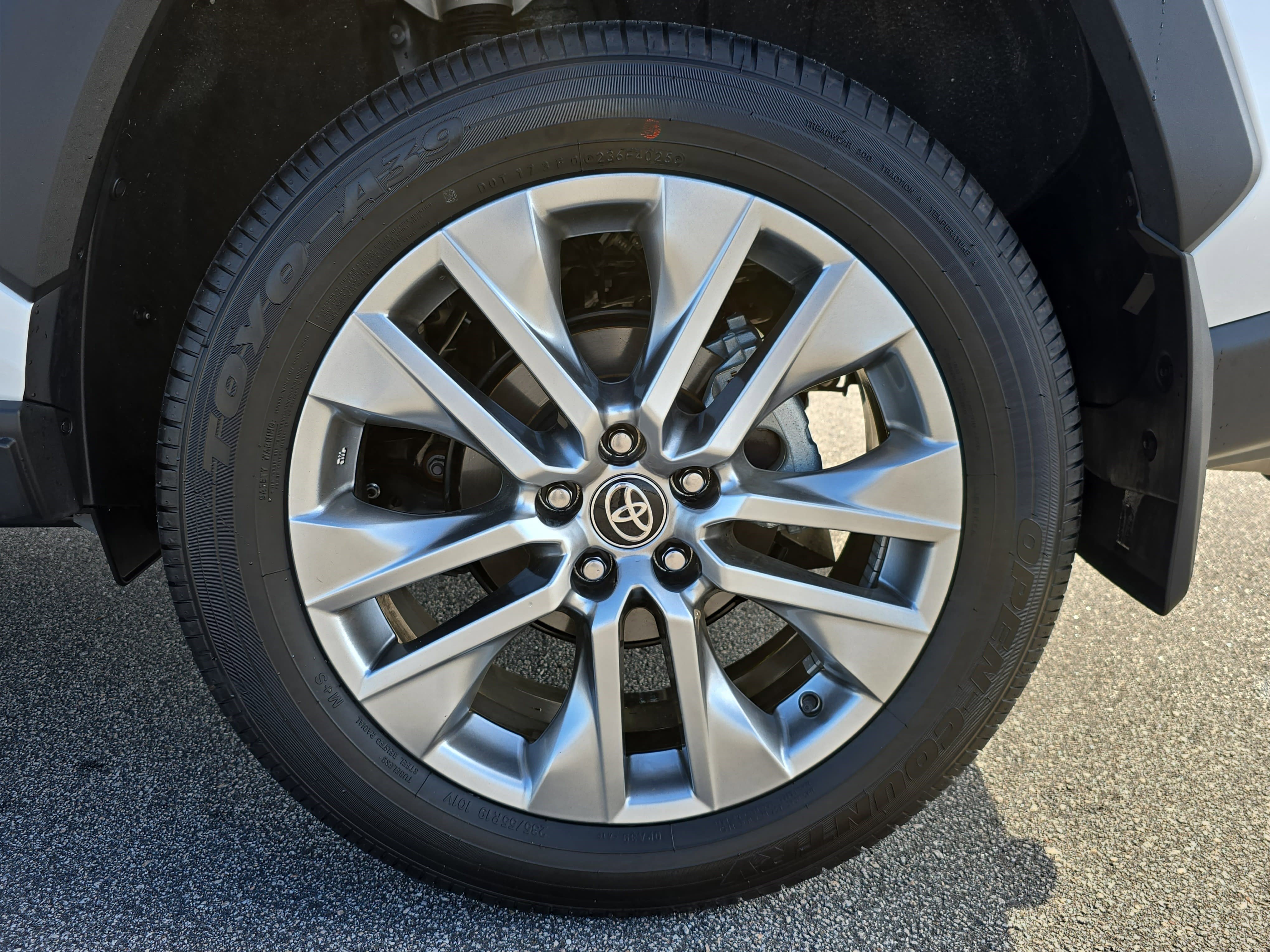 Used 2025 Toyota RAV4 Limited w/ Advanced Technology Package image 35