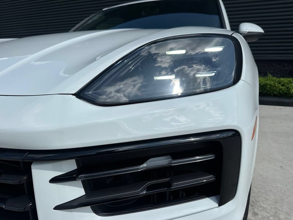 New 2026 Porsche Cayenne S AWD/4WD image 9