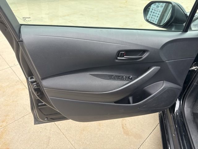 Used 2025 Toyota Corolla LE FWD image 23