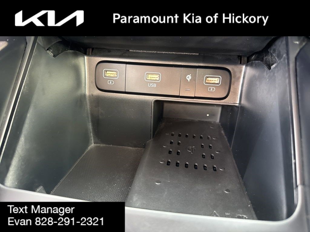 Used 2022 Kia Sorento EX image 28