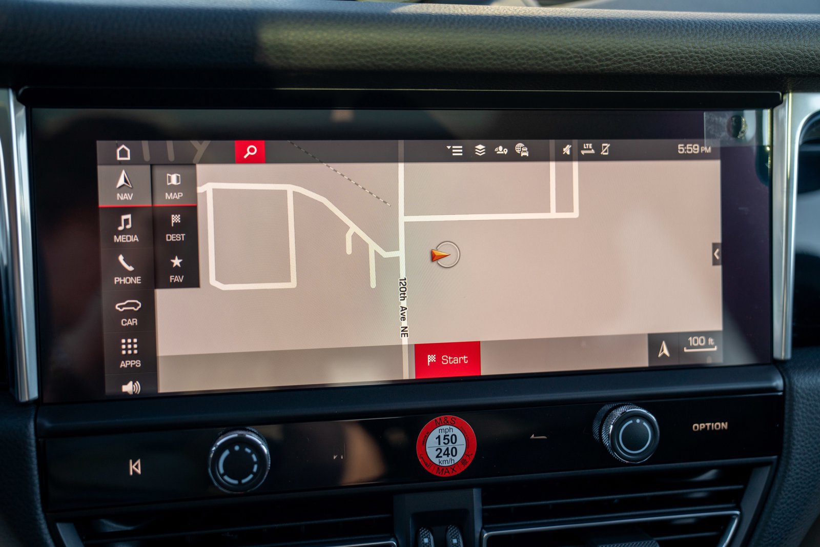 New 2026 Porsche Macan AWD/4WD image 18