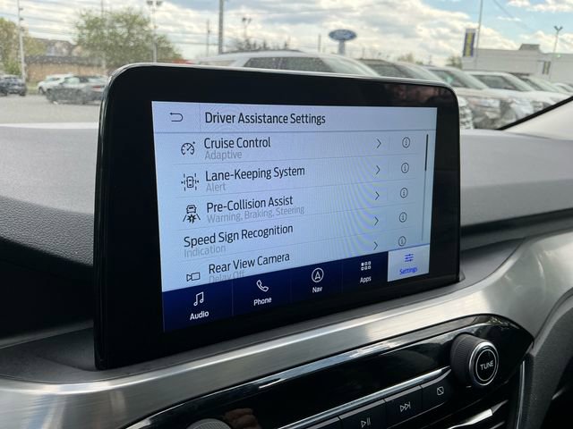 Used 2022 Ford Escape Titanium image 26