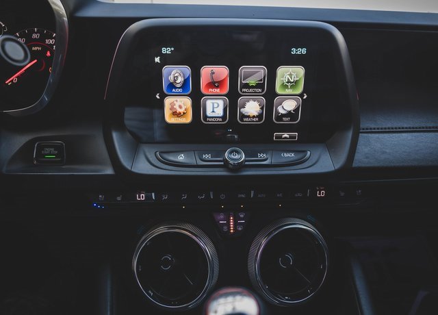 Used 2016 Chevrolet Camaro SS image 5