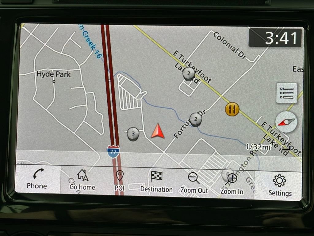Used 2020 Nissan Maxima SR w/ Sport Mat Group FWD image 5