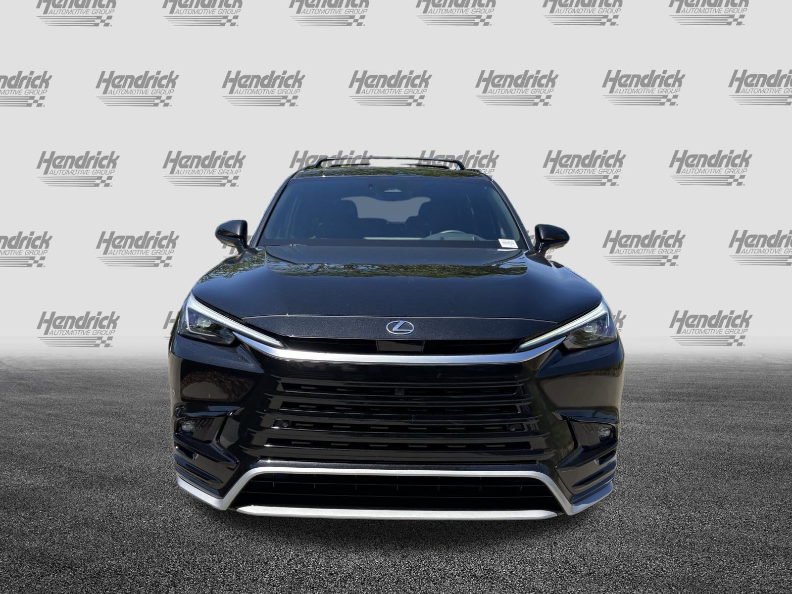 Used 2024 Lexus TX 500h AWD w/ Technology Package image 3