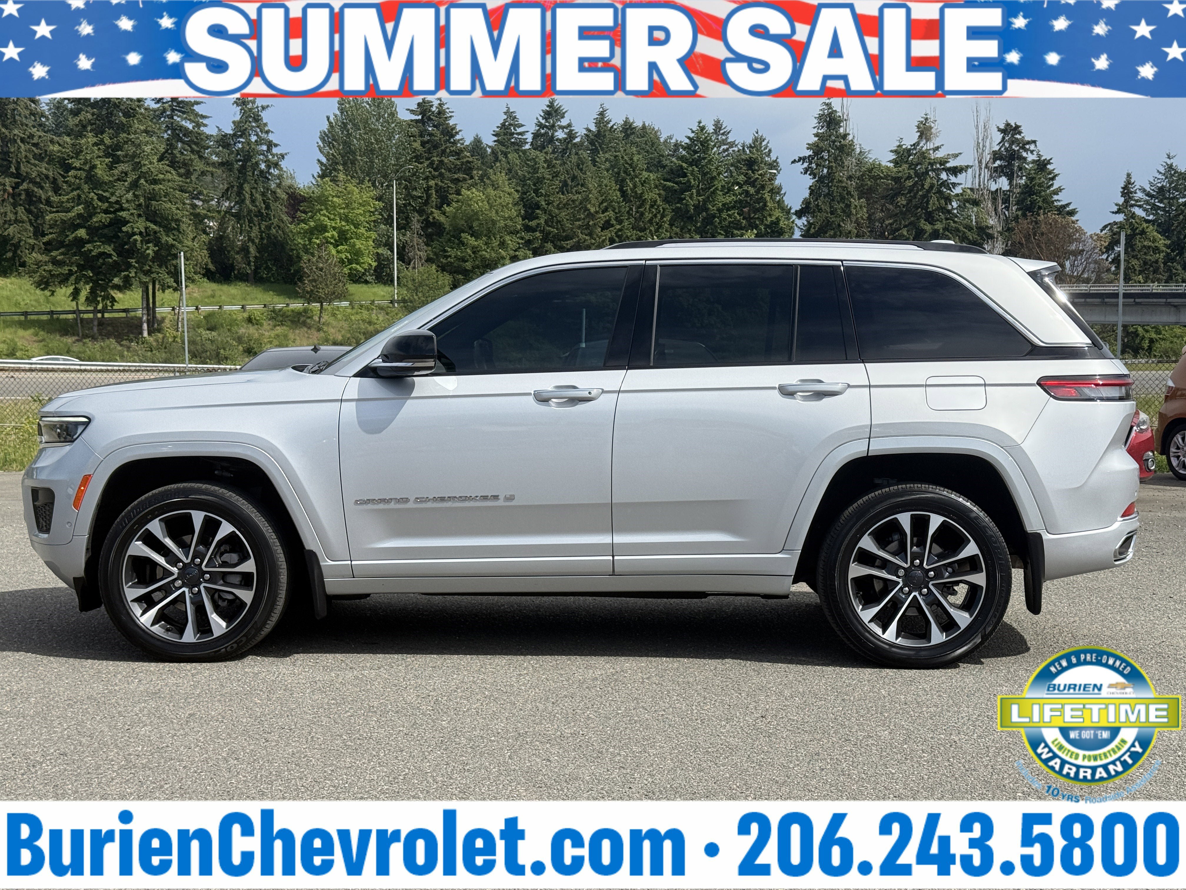 Used 2022 Jeep Grand Cherokee Overland w/ Adv Protech Group III AWD/4WD image 2