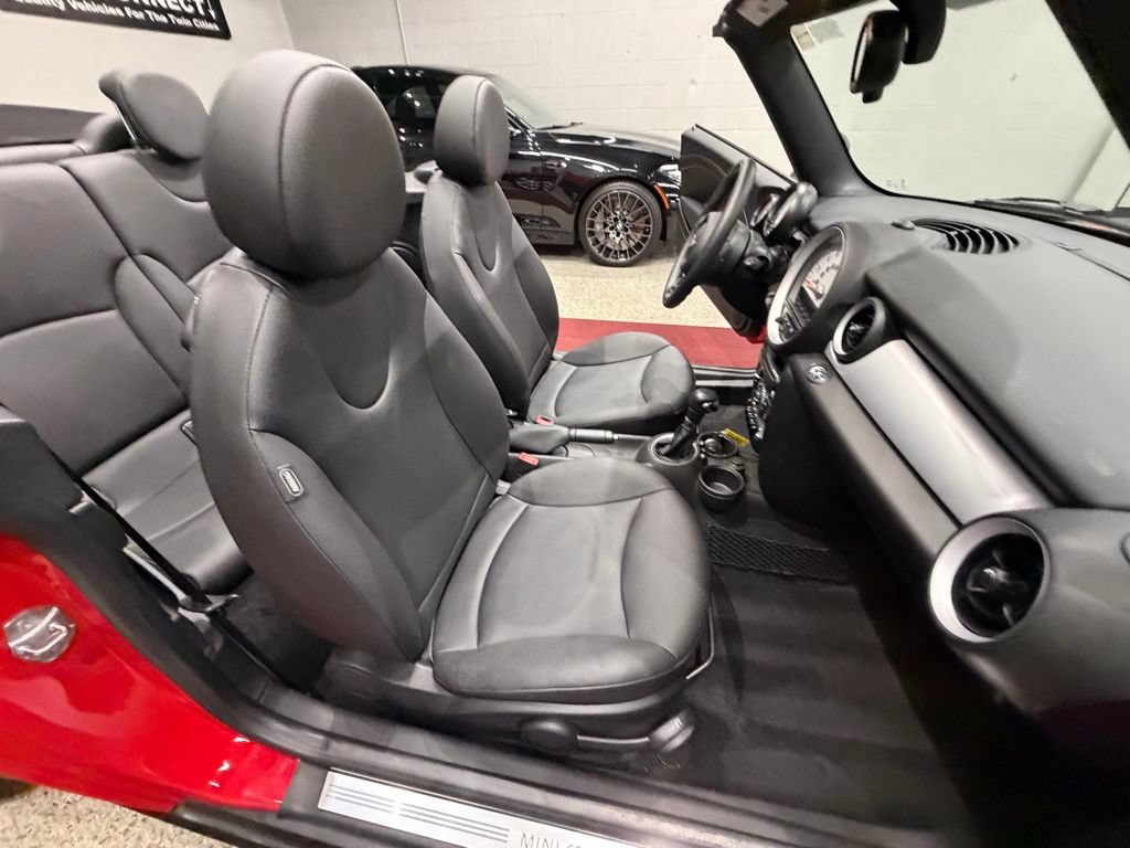 Used 2014 MINI Cooper Convertible FWD image 35