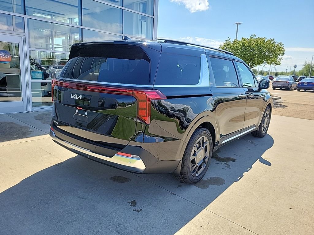 New 2026 Kia Carnival SX FWD image 5