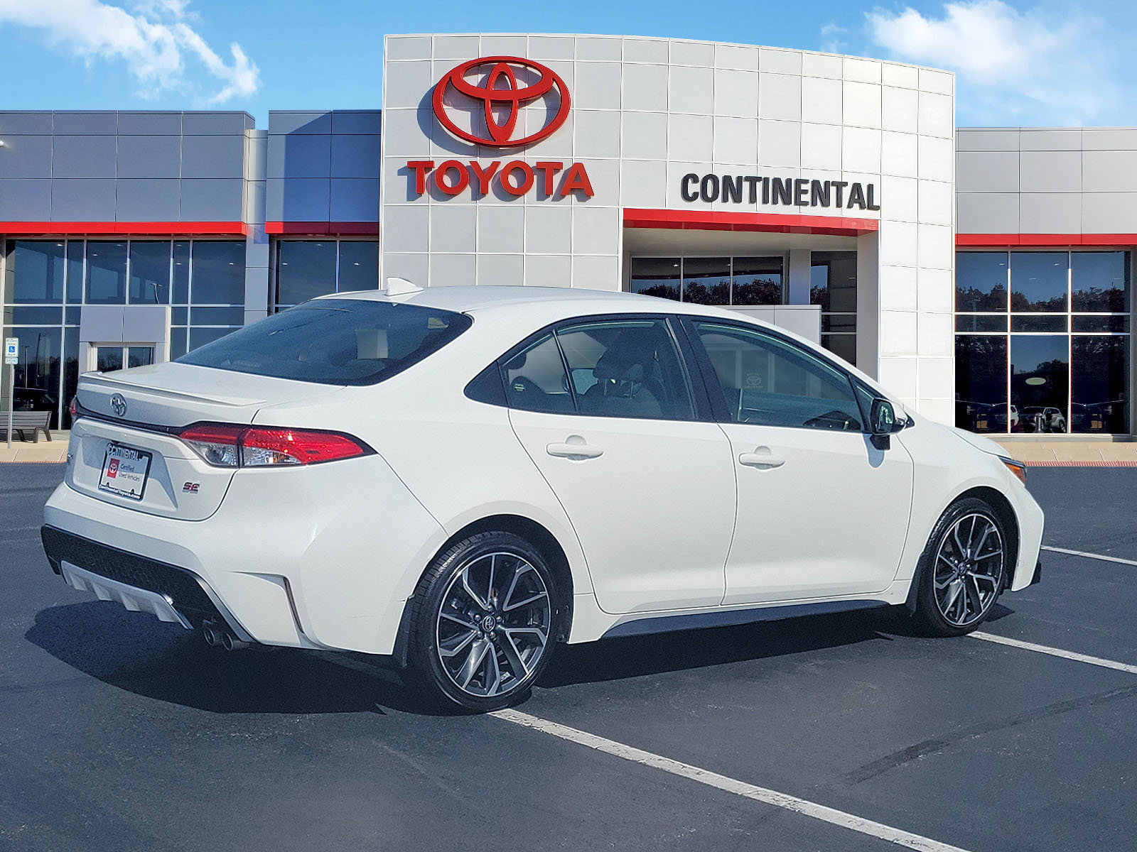 Certified 2021 Toyota Corolla SE FWD image 5
