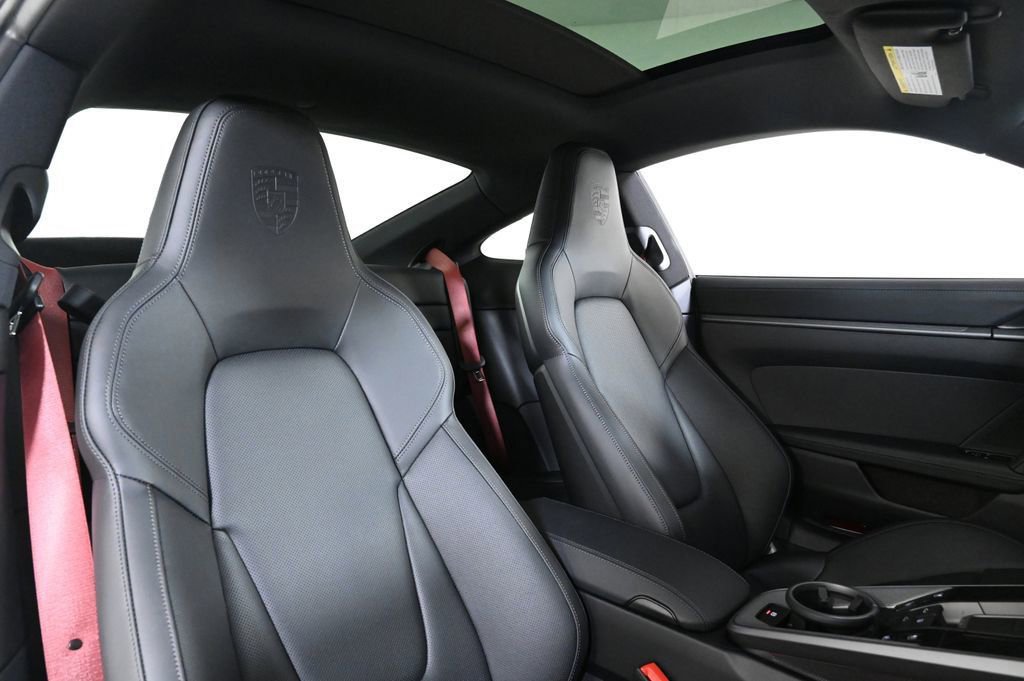 Used 2026 Porsche 911 Carrera S image 17