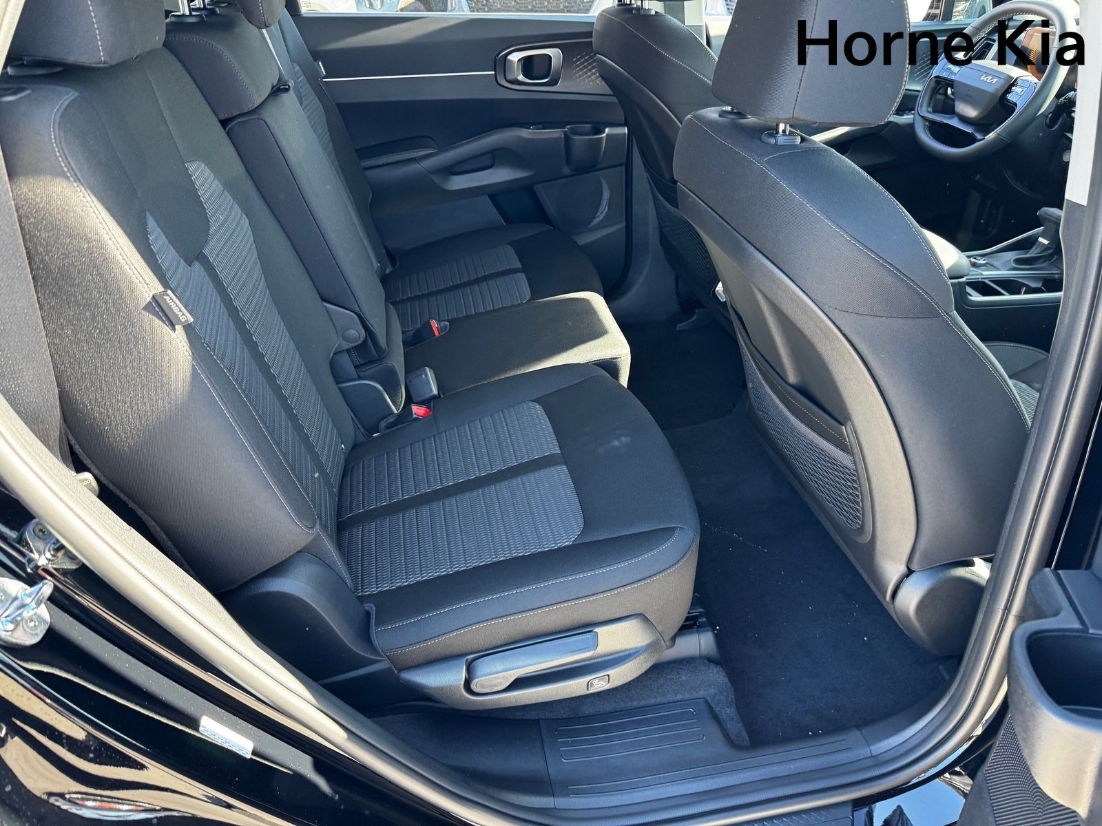 New 2026 Kia Sorento LX FWD image 15