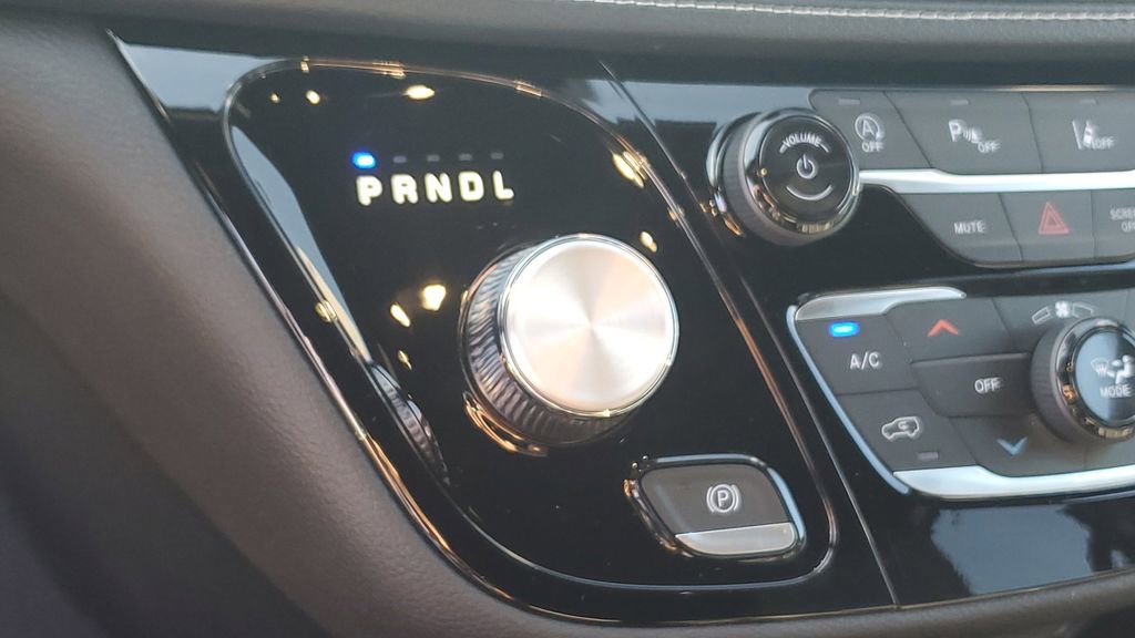 New 2026 Chrysler Pacifica Select image 24