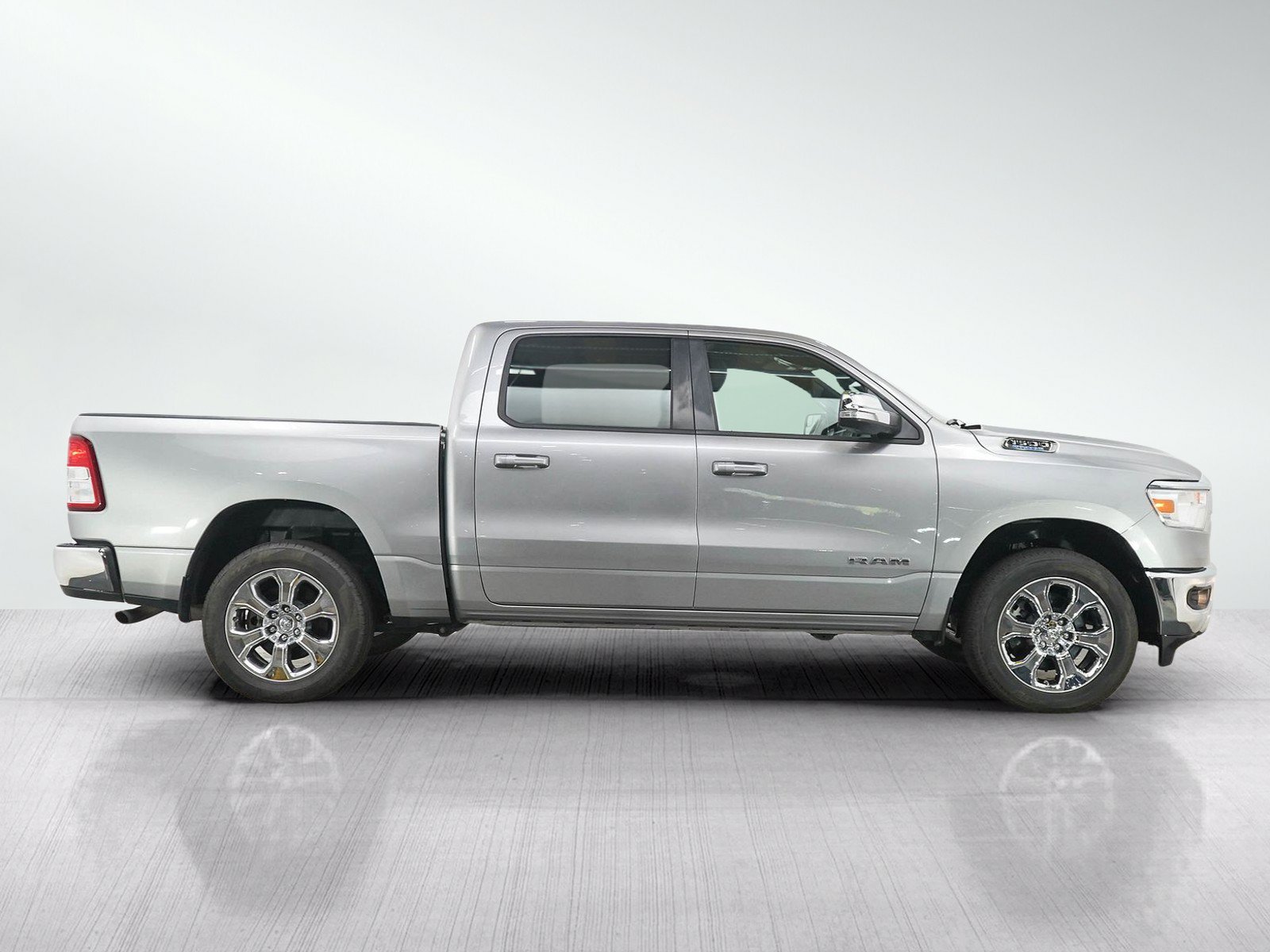 Used 2022 RAM 1500 Big Horn AWD/4WD image 6