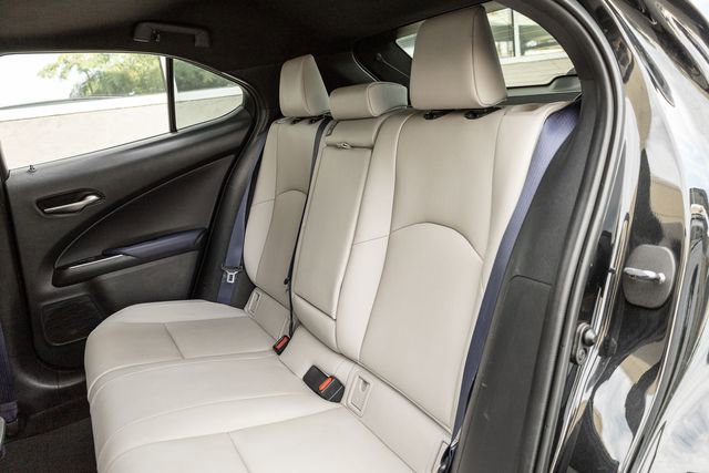 Used 2021 Lexus UX 250h w/ Premium Package image 12