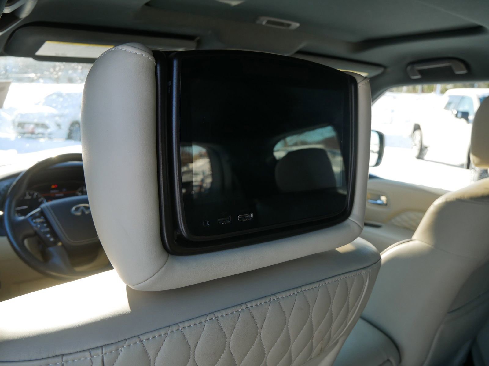 Used 2022 INFINITI QX80 Sensory w/ Cargo Package image 11