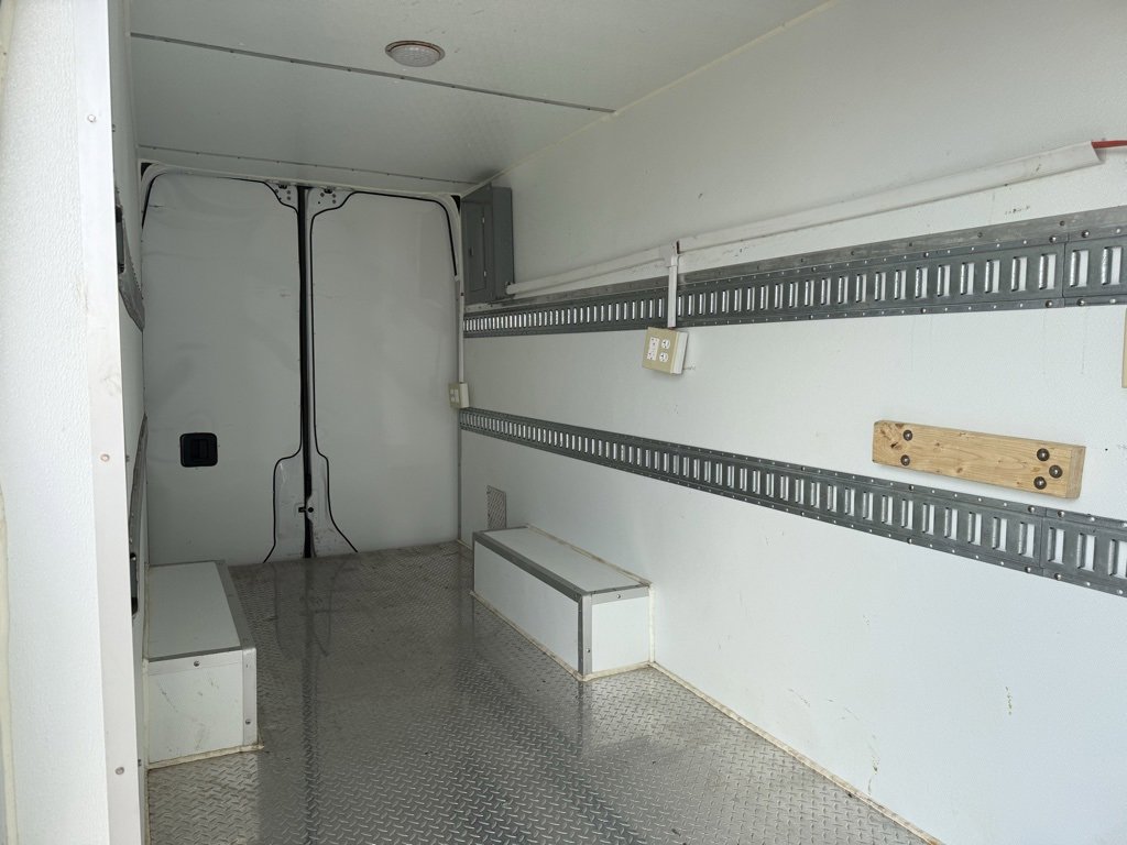 Used 2019 Freightliner Sprinter 2500 image 48