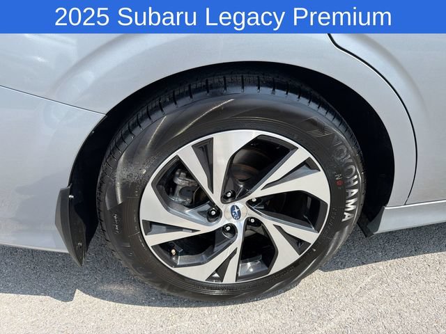 Used 2025 Subaru Legacy Premium w/ Popular Package #1A AWD/4WD image 18
