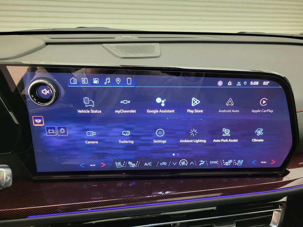 New 2026 Chevrolet Traverse RS w/ LPO, Floor Liner Package image 12