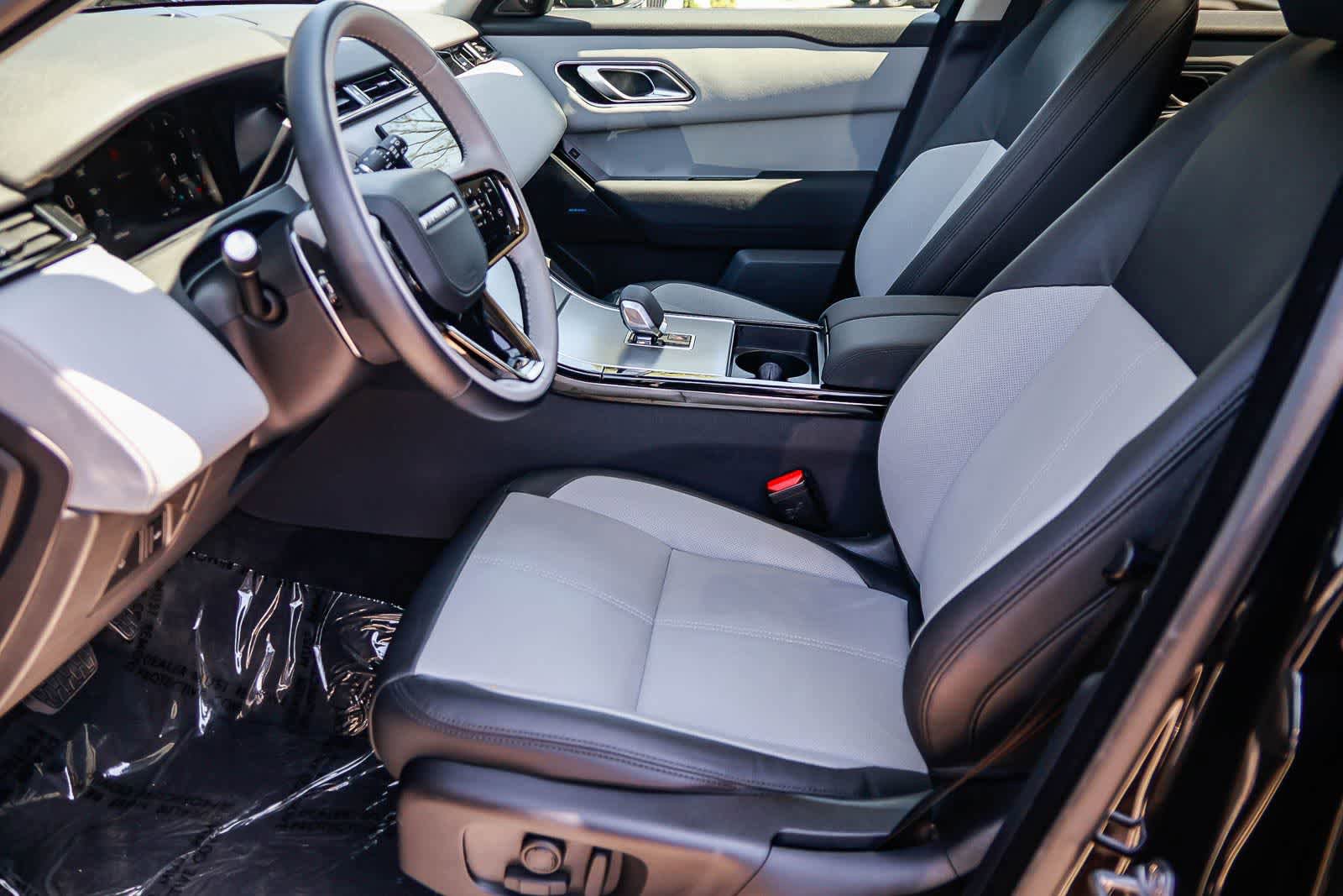 Used 2025 Land Rover Range Rover Velar S image 19