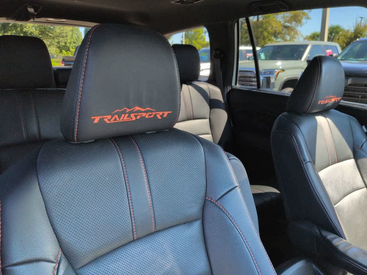 Used 2022 Honda Pilot TrailSport image 7