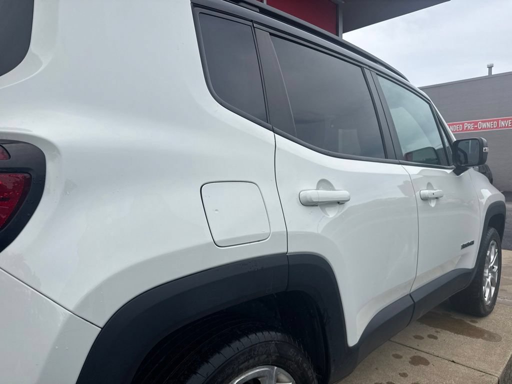 Used 2020 Jeep Renegade Limited w/ UConnect 8.4 Nav Group AWD/4WD image 6