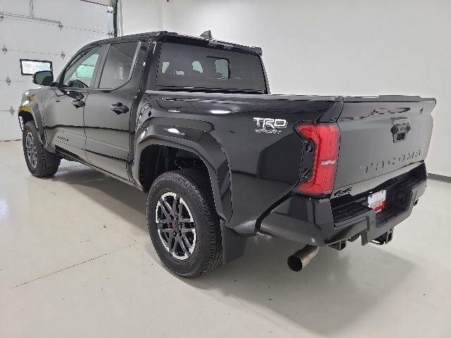 Used 2024 Toyota Tacoma TRD Sport w/ TRD Sport Upgrade Package AWD/4WD image 9