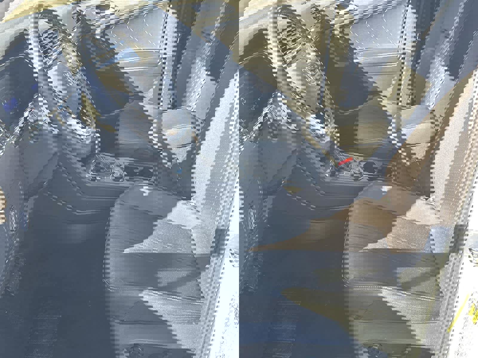 Used 2022 Volkswagen Tiguan SE image 12