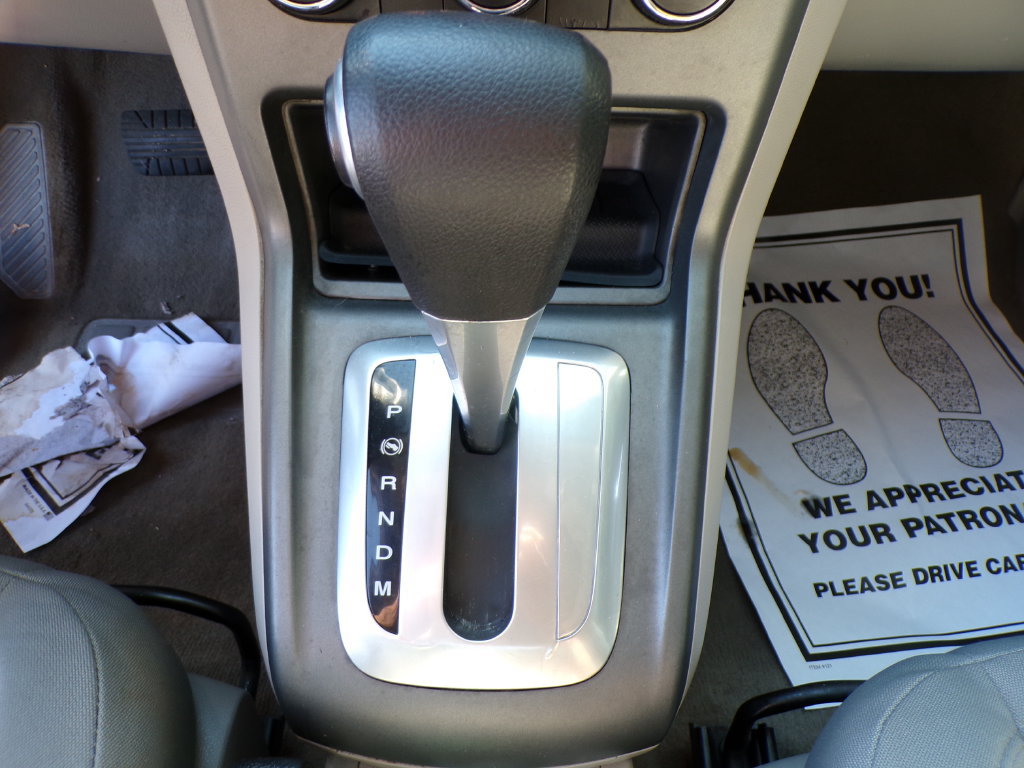 Used 2008 Saturn Vue XE FWD image 26