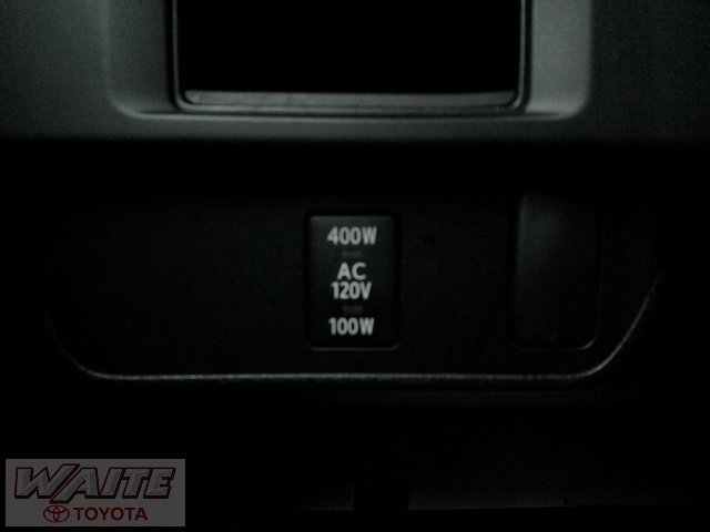 Used 2017 Toyota Tacoma TRD Sport image 18