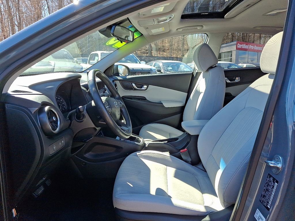 Used 2023 Hyundai Kona SEL w/ Convenience Package image 14