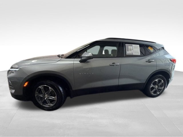 Certified 2024 Chevrolet Blazer LT FWD image 2