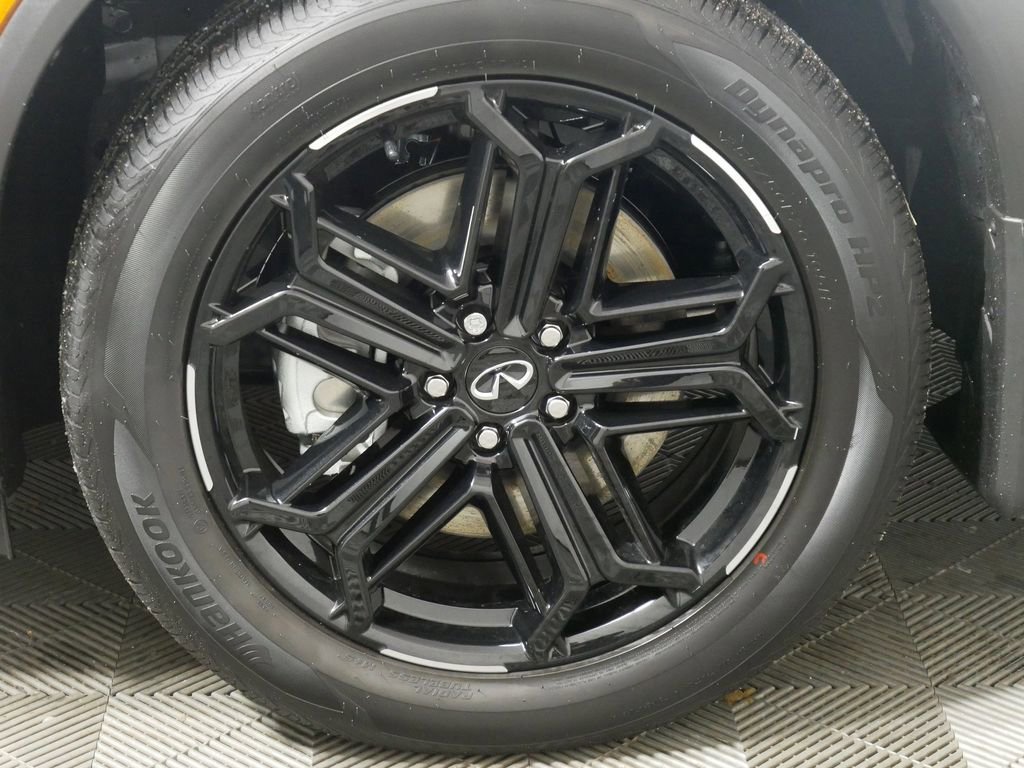 New 2026 INFINITI QX60 Sport w/ Dark Cargo Package image 10