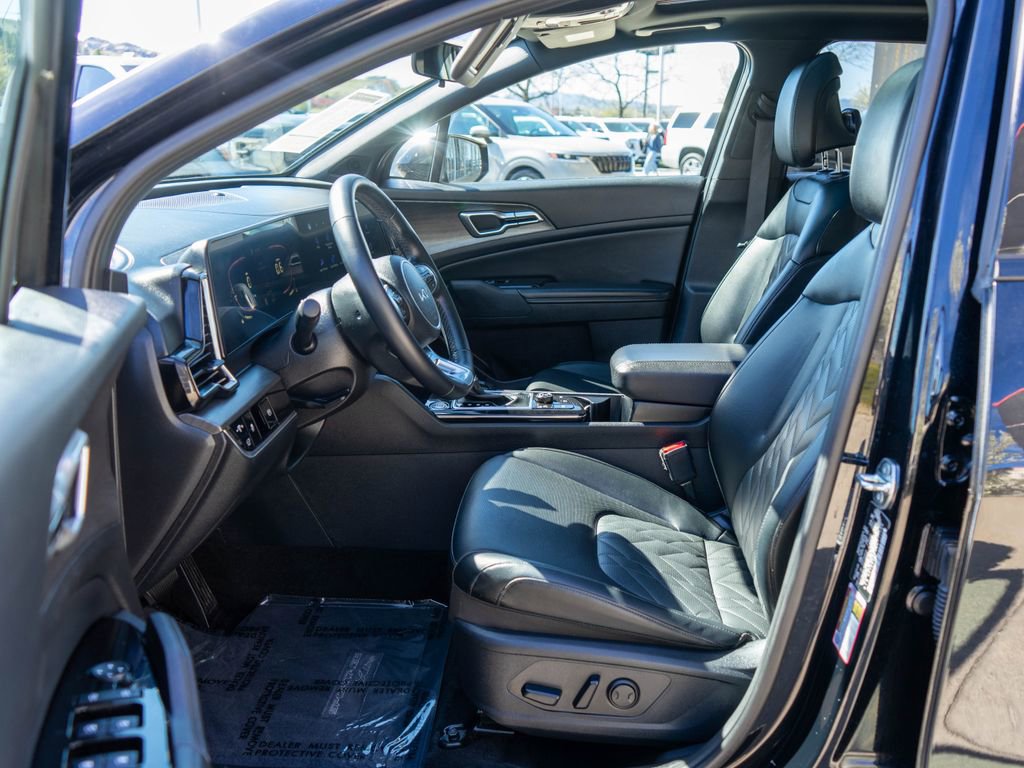 Certified 2024 Kia Sportage X-Line w/ X-Line Premium Package AWD/4WD image 11