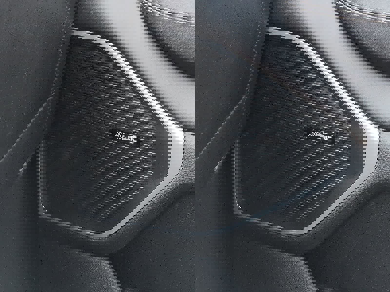 Certified 2024 Jeep Wagoneer L Series II w/ Convenience Group I image 32