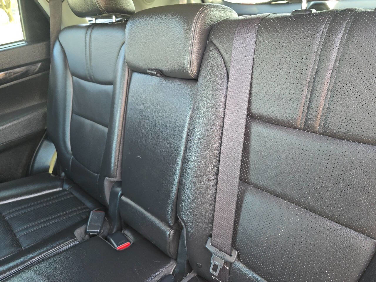 Used 2015 Kia Sorento SX image 31