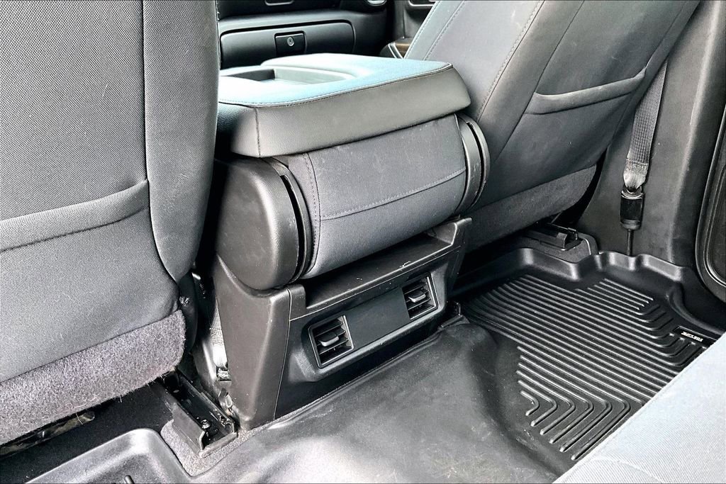 Used 2020 Chevrolet Silverado 1500 LT AWD/4WD image 11