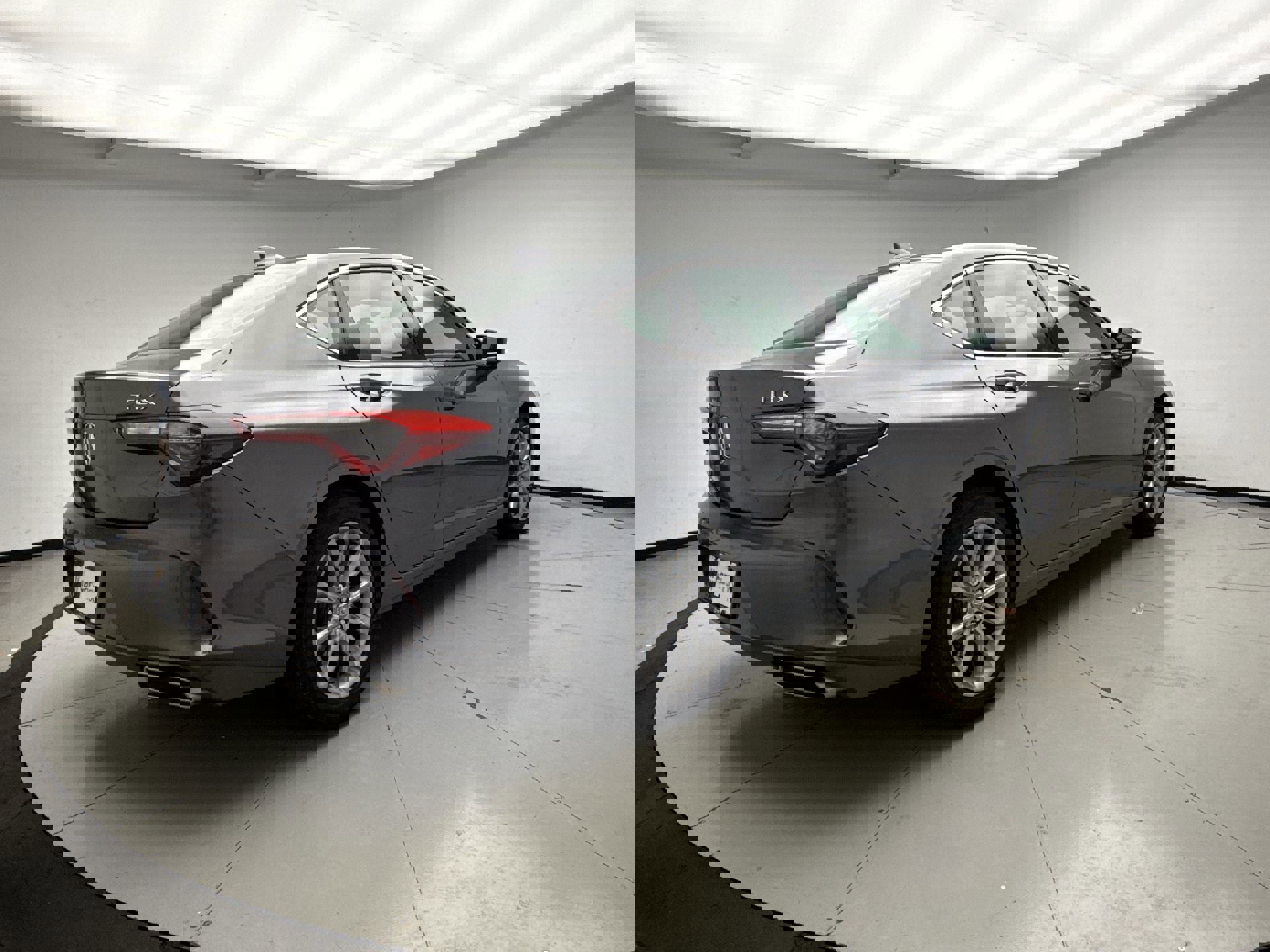 Used 2023 Acura TLX image 5