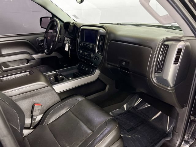 Used 2018 Chevrolet Silverado 1500 LTZ Z71 w/ Midnight Edition AWD/4WD image 29