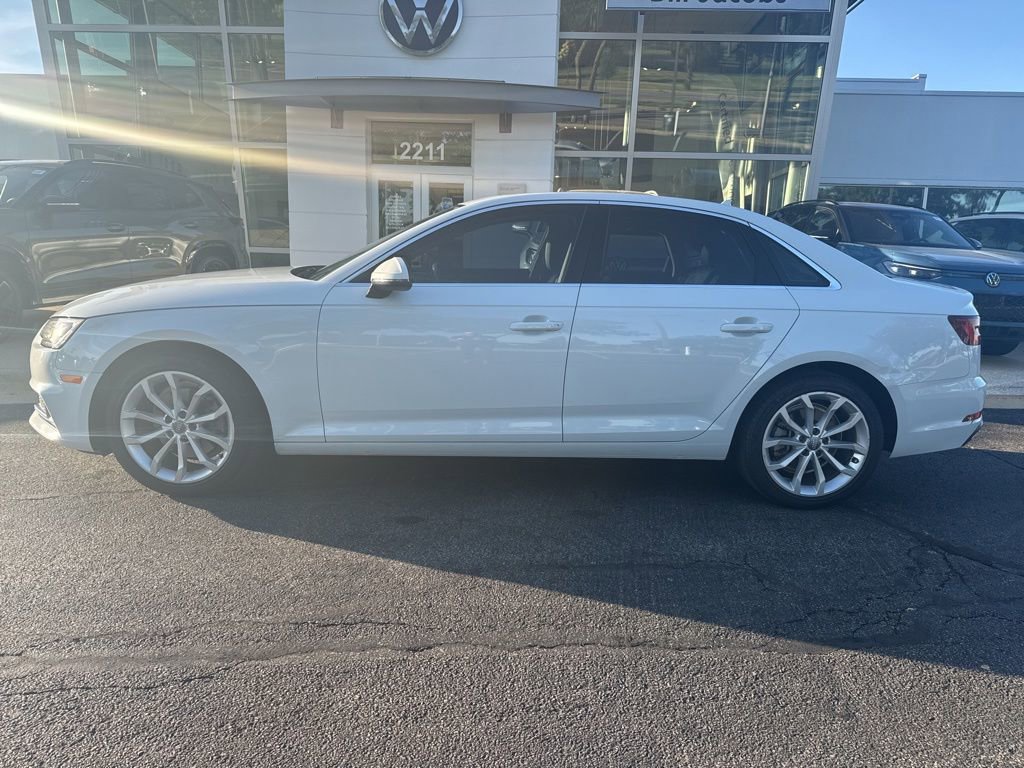 Used 2019 Audi A4 2.0T Premium w/ Convenience Package FWD image 3