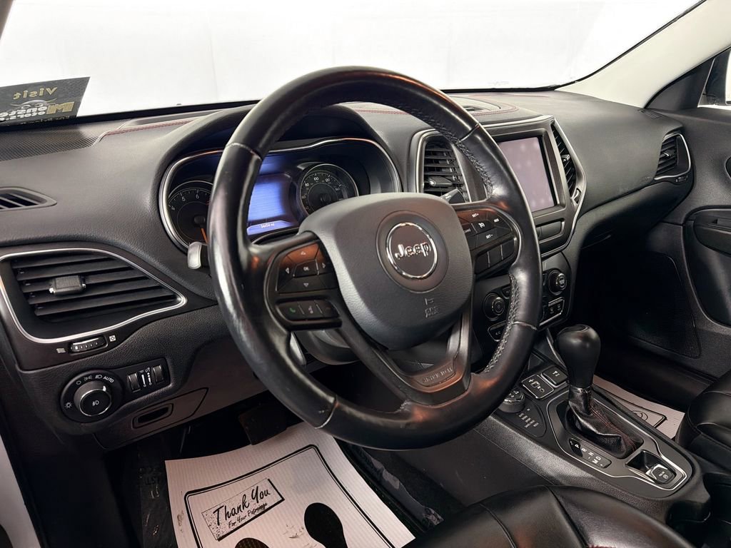 Used 2020 Jeep Cherokee Trailhawk w/ Cold Weather Group AWD/4WD image 9