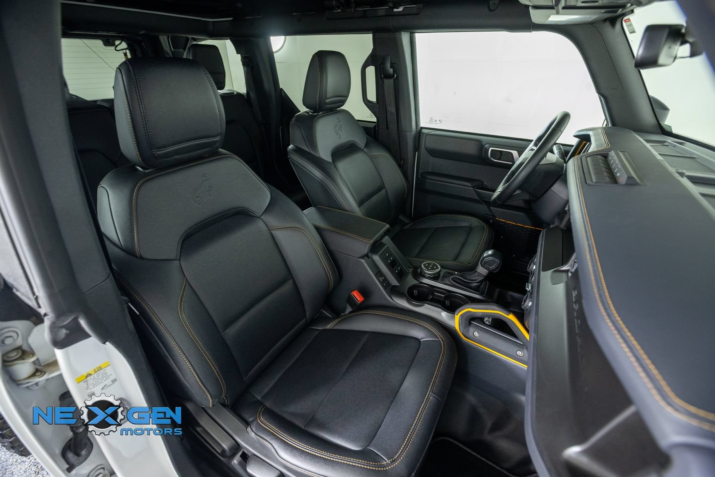 Used 2024 Ford Bronco Badlands AWD/4WD image 46