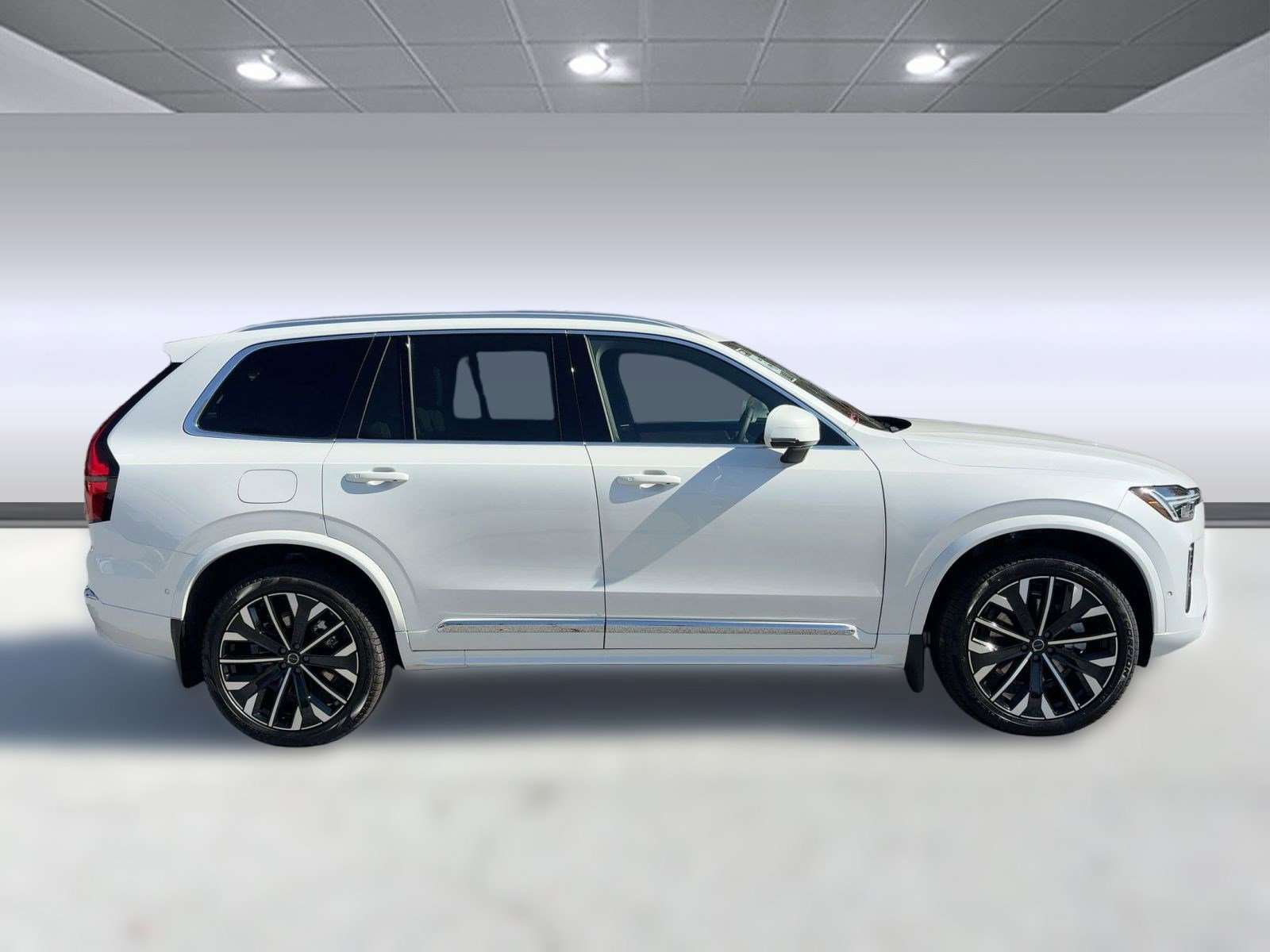 New 2026 Volvo XC90 B5 Plus image 8