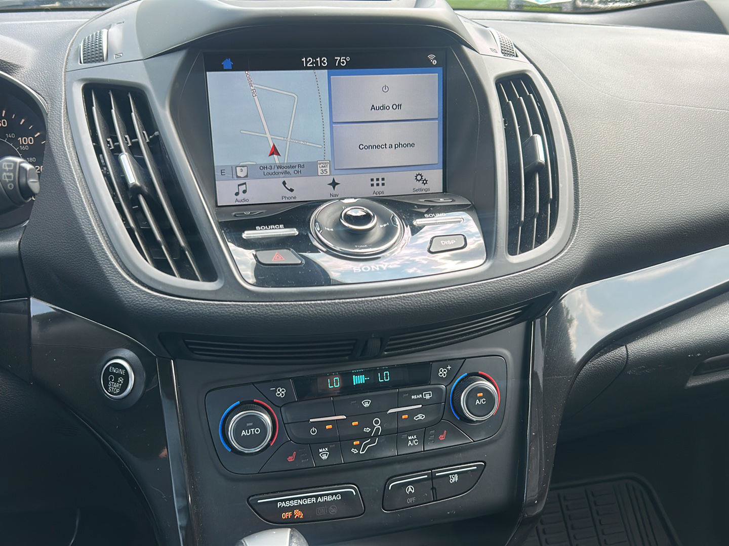 Used 2017 Ford Escape Titanium AWD/4WD image 17