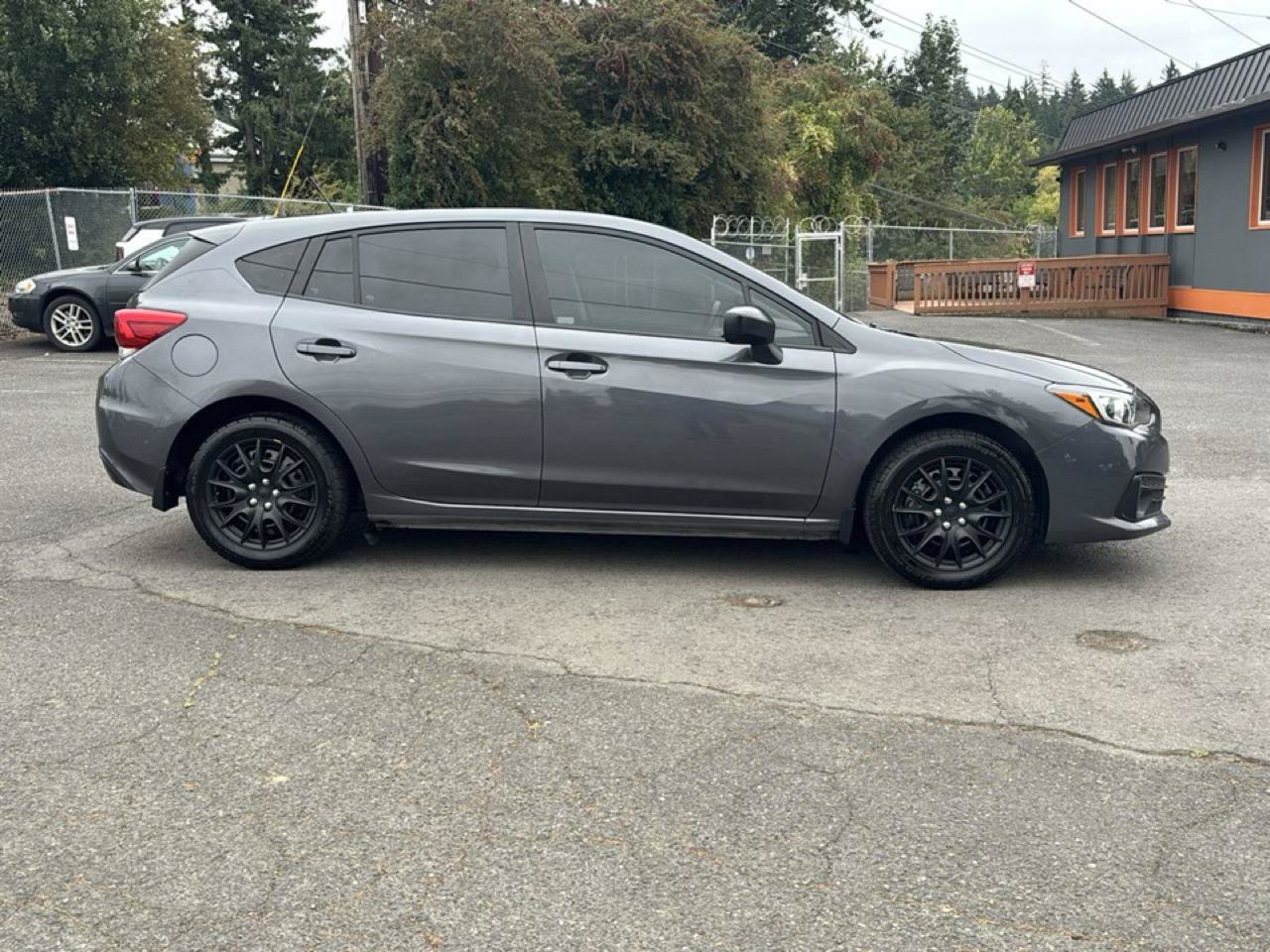 Used 2020 Subaru Impreza 2.0i Hatchback w/ Eyesight AWD/4WD image 6