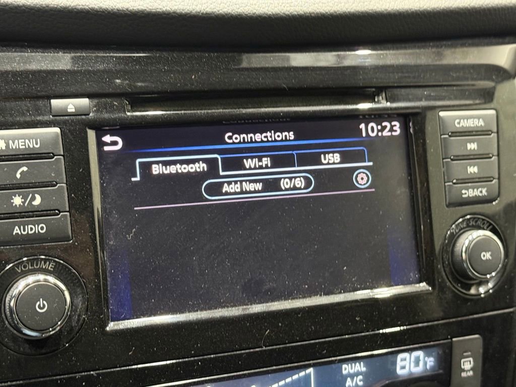 Used 2019 Nissan Rogue SV image 69