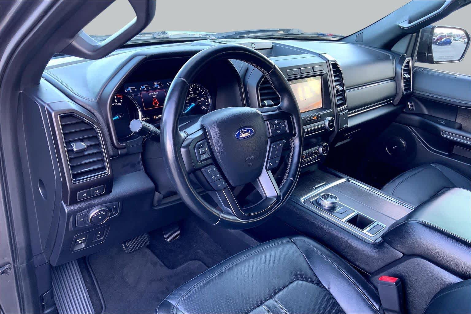 Used 2019 Ford Expedition Limited RWD image 17